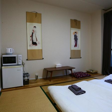 Hotel Le Petit Tōkyō Extérieur photo